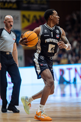 5. zápas štvrťfinále Tipos SBL: BC Prievidza - Nitra Blue Wings 84:87 (Vladimír Králik)	