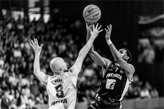 5. zápas štvrťfinále Tipos SBL: BC Prievidza - Nitra Blue Wings 84:87 (Vladimír Králik)	