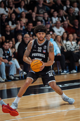 5. zápas štvrťfinále Tipos SBL: BC Prievidza - Nitra Blue Wings 84:87 (Vladimír Králik)	