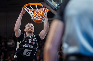 5. zápas štvrťfinále Tipos SBL: BC Prievidza - Nitra Blue Wings 84:87 (Vladimír Králik)	