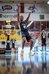 5. zápas štvrťfinále Tipos SBL: BC Prievidza - Nitra Blue Wings 84:87 (Vladimír Králik)	