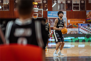 5. zápas štvrťfinále Tipos SBL: BC Prievidza - Nitra Blue Wings 84:87 (Vladimír Králik)	