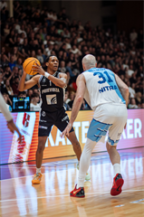5. zápas štvrťfinále Tipos SBL: BC Prievidza - Nitra Blue Wings 84:87 (Vladimír Králik)	