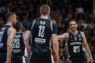 5. zápas štvrťfinále Tipos SBL: BC Prievidza - Nitra Blue Wings 84:87 (Vladimír Králik)	