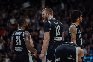 5. zápas štvrťfinále Tipos SBL: BC Prievidza - Nitra Blue Wings 84:87 (Vladimír Králik)	