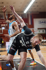 5. zápas štvrťfinále Tipos SBL: BC Prievidza - Nitra Blue Wings 84:87 (Vladimír Králik)	