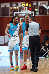 5. zápas štvrťfinále Tipos SBL: BC Prievidza - Nitra Blue Wings 84:87 (Vladimír Králik)	