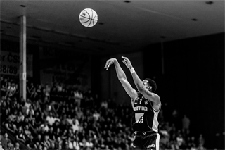 5. zápas štvrťfinále Tipos SBL: BC Prievidza - Nitra Blue Wings 84:87 (Vladimír Králik)	