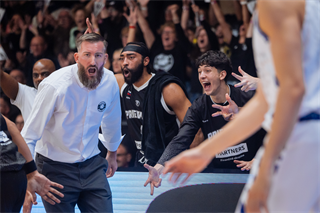 Kvalifikácia Európskeho pohára FIBA: BC Prievidza - Cibona Záhreb 101:94 (Vladimír Králik)