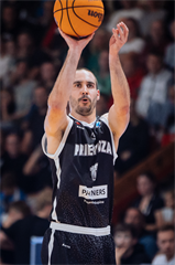 Kvalifikácia Európskeho pohára FIBA: BC Prievidza - Cibona Záhreb 101:94 (Vladimír Králik)