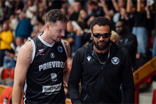 Kvalifikácia Európskeho pohára FIBA: BC Prievidza - Cibona Záhreb 101:94 (Vladimír Králik)