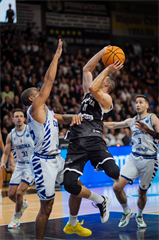 Kvalifikácia Európskeho pohára FIBA: BC Prievidza - Cibona Záhreb 101:94 (Vladimír Králik)