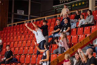 3. kolo TIPOS SBL: BC Prievidza - Nitra Blue Wings 72:74 (Vladimír Králik)