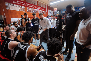 3. kolo TIPOS SBL: BC Prievidza - Nitra Blue Wings 72:74 (Vladimír Králik)
