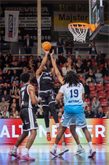 3. kolo TIPOS SBL: BC Prievidza - Nitra Blue Wings 72:74 (Vladimír Králik)