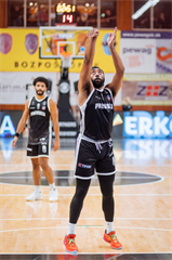 3. kolo TIPOS SBL: BC Prievidza - Nitra Blue Wings 72:74 (Vladimír Králik)