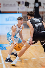 3. kolo TIPOS SBL: BC Prievidza - Nitra Blue Wings 72:74 (Vladimír Králik)