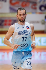 3. kolo TIPOS SBL: BC Prievidza - Nitra Blue Wings 72:74 (Vladimír Králik)