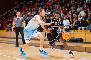 3. kolo TIPOS SBL: BC Prievidza - Nitra Blue Wings 72:74 (Vladimír Králik)