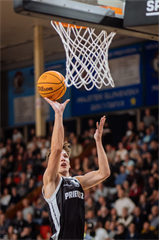 3. kolo TIPOS SBL: BC Prievidza - Nitra Blue Wings 72:74 (Vladimír Králik)