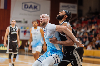 3. kolo TIPOS SBL: BC Prievidza - Nitra Blue Wings 72:74 (Vladimír Králik)