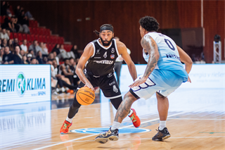 3. kolo TIPOS SBL: BC Prievidza - Nitra Blue Wings 72:74 (Vladimír Králik)