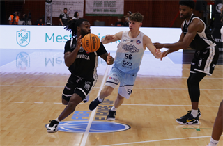 3. kolo TIPOS SBL: BC Prievidza - Nitra Blue Wings 72:74 (Ladislav Szibilla)	