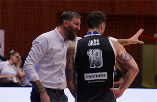 3. kolo TIPOS SBL: BC Prievidza - Nitra Blue Wings 72:74 (Ladislav Szibilla)	
