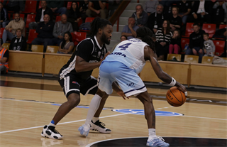 3. kolo TIPOS SBL: BC Prievidza - Nitra Blue Wings 72:74 (Ladislav Szibilla)	