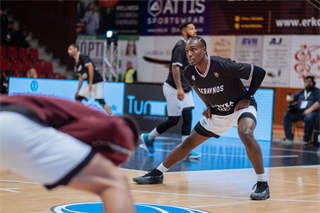Európsky pohár FIBA: BC Prievidza - Keravnos BC 82:68 (Vladimír Králik)	