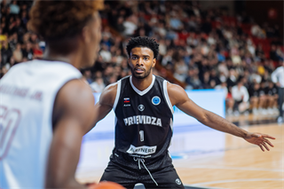 Európsky pohár FIBA: BC Prievidza - Keravnos BC 82:68 (Vladimír Králik)	