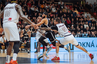 Európsky pohár FIBA: BC Prievidza - Keravnos BC 82:68 (Vladimír Králik)	