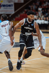 Európsky pohár FIBA: BC Prievidza - Keravnos BC 82:68 (Vladimír Králik)	