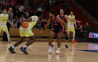 5. kolo TIPOS SBL: BC Prievidza - Košice Wolves 90:79 (Ladislav Szibilla)	