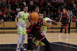 5. kolo TIPOS SBL: BC Prievidza - Košice Wolves 90:79 (Ladislav Szibilla)	