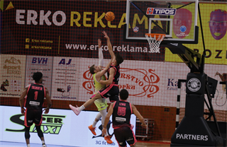 5. kolo TIPOS SBL: BC Prievidza - Košice Wolves 90:79 (Ladislav Szibilla)	