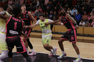 5. kolo TIPOS SBL: BC Prievidza - Košice Wolves 90:79 (Ladislav Szibilla)	