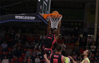 5. kolo TIPOS SBL: BC Prievidza - Košice Wolves 90:79 (Ladislav Szibilla)	