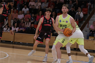 5. kolo TIPOS SBL: BC Prievidza - Košice Wolves 90:79 (Ladislav Szibilla)	