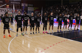 7. kolo TIPOS SBL: BC Prievidza : MBK Handlová 79:61 (Ladislav Szibilla)	