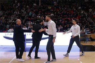 7. kolo TIPOS SBL: BC Prievidza : MBK Handlová 79:61 (Ladislav Szibilla)	