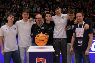 7. kolo TIPOS SBL: BC Prievidza : MBK Handlová 79:61 (Ladislav Szibilla)	