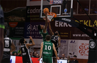 7. kolo TIPOS SBL: BC Prievidza : MBK Handlová 79:61 (Ladislav Szibilla)	