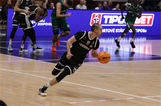 7. kolo TIPOS SBL: BC Prievidza : MBK Handlová 79:61 (Ladislav Szibilla)	