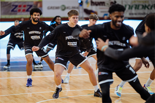 7. kolo TIPOS SBL: BC Prievidza - MBK Handlová 79:61 (Vladimír Králik)	