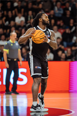 7. kolo TIPOS SBL: BC Prievidza - MBK Handlová 79:61 (Vladimír Králik)	
