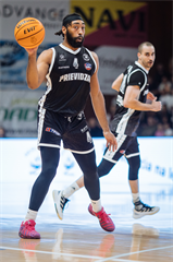 7. kolo TIPOS SBL: BC Prievidza - MBK Handlová 79:61 (Vladimír Králik)	