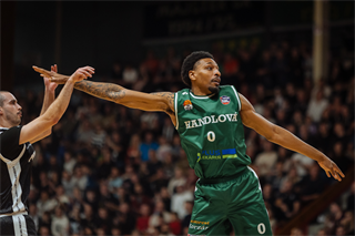 7. kolo TIPOS SBL: BC Prievidza - MBK Handlová 79:61 (Vladimír Králik)	