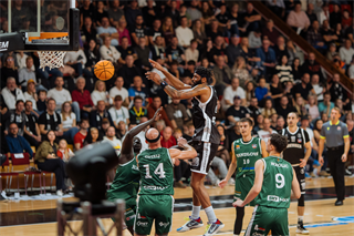 7. kolo TIPOS SBL: BC Prievidza - MBK Handlová 79:61 (Vladimír Králik)	