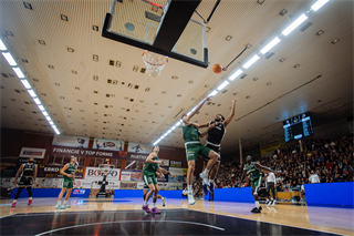 7. kolo TIPOS SBL: BC Prievidza - MBK Handlová 79:61 (Vladimír Králik)	